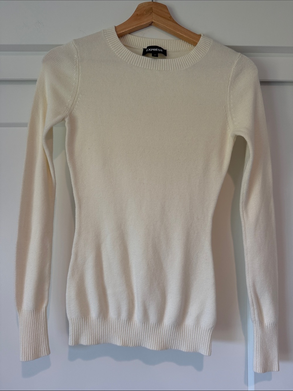 Express Women’s Cream Slim Crewneck Sweater
